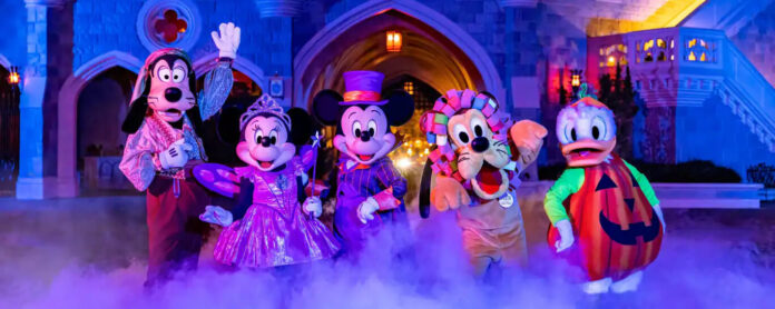 Festa de Halloween da Disney capa